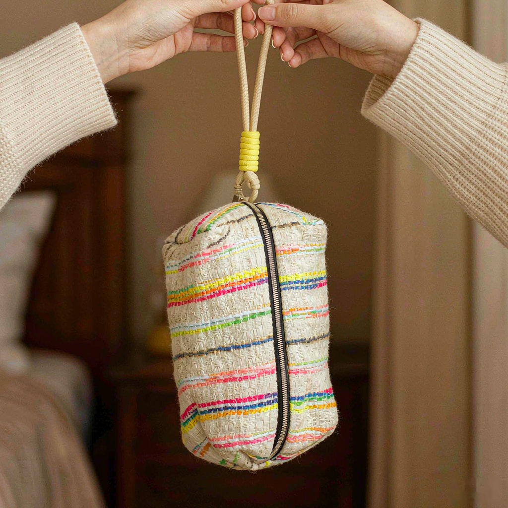 Trousse de Maquillage Bohème à Rayures Multicolores - Pochettes de Voyage & Rangement Compacte