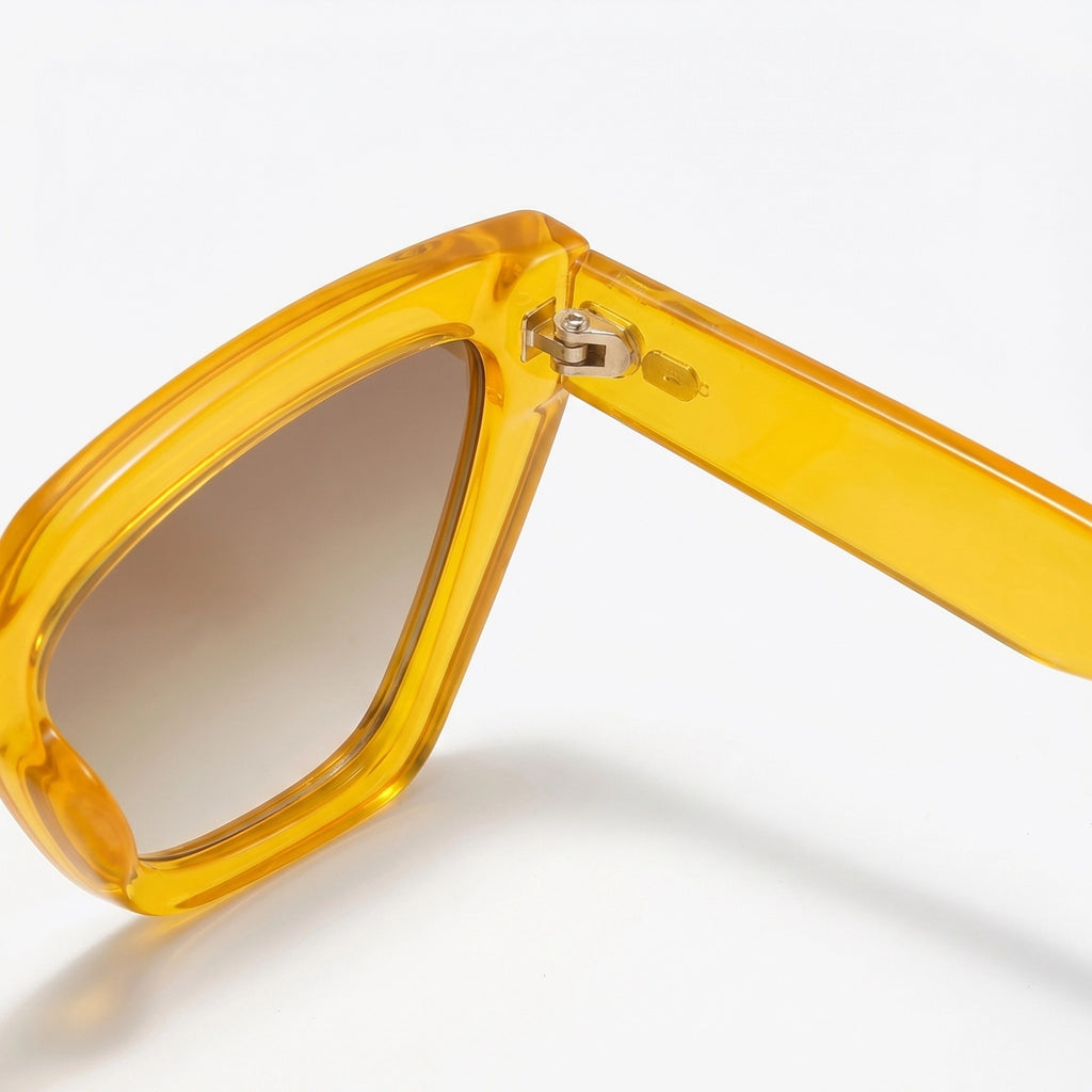 Lunettes de soleil en forme d'œil de chat triangulaire pour femmes, lunettes de soleil à la mode résistantes aux UV, lunettes rétro tendance
