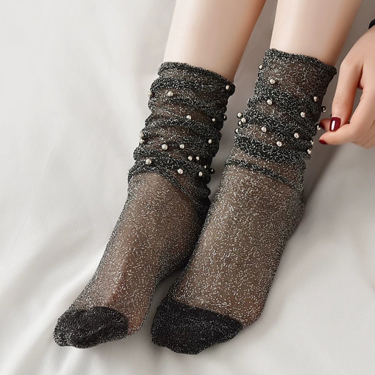 Douces chaussettes en soie de cristal brillante-Chaussettes transparentes style rétro avec perles fantaisie (Optionnelles)