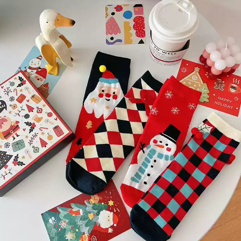 Coffret cadeau Thème de Noël Chaussettes en coton pur Mi-mollet pour couples Automne/Hiver"