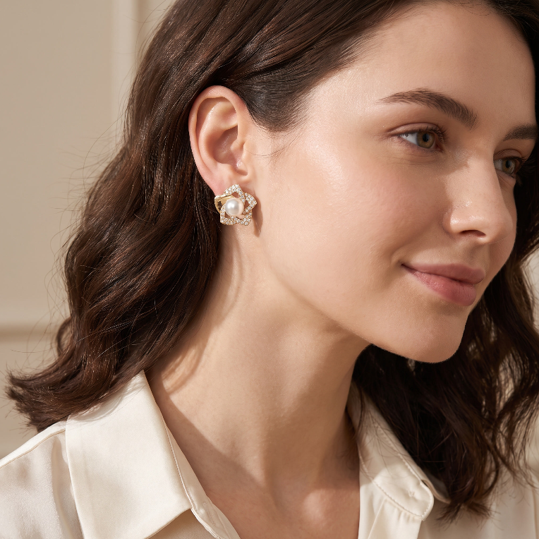 Boucles d’oreilles dorées Fleur & Perle
