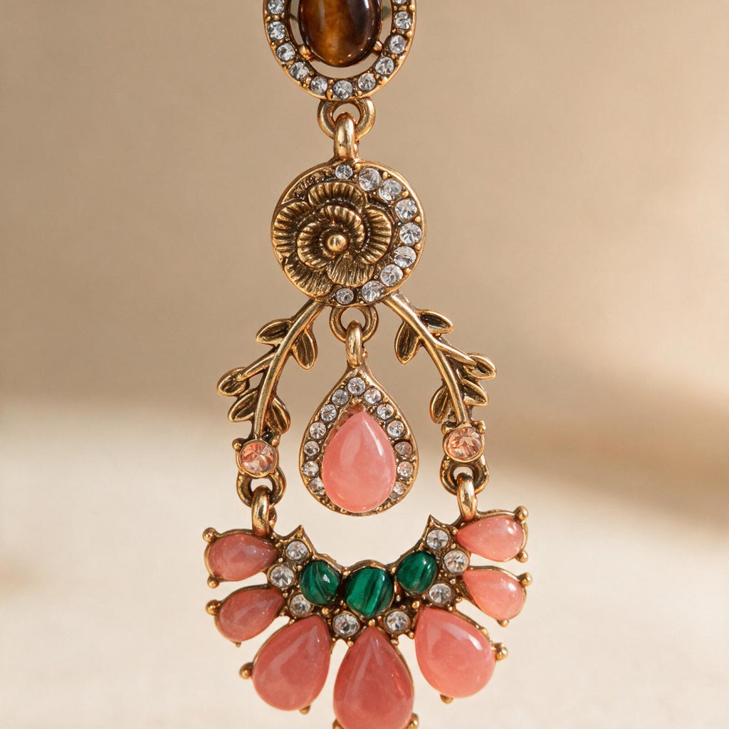 Boucles d'Oreilles Pendantes Chandelier Vintage « Élégance Bohème » – Pierre Oeil de Tigre, Résine Rose & Cristaux