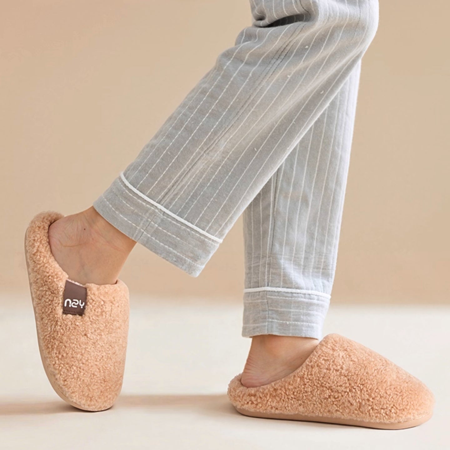 Chaussons mules en fausse fourrure