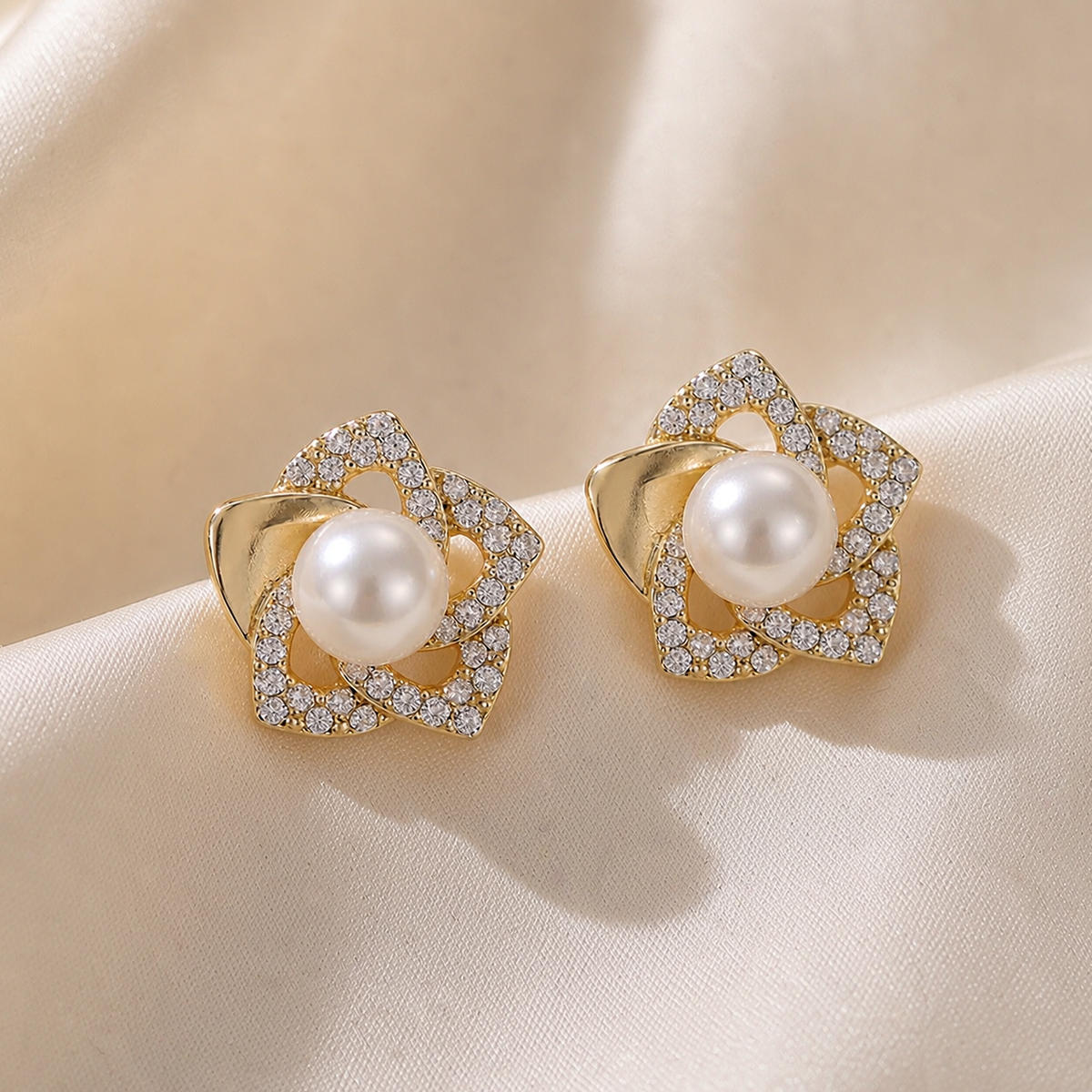 Boucles d’oreilles dorées Fleur & Perle