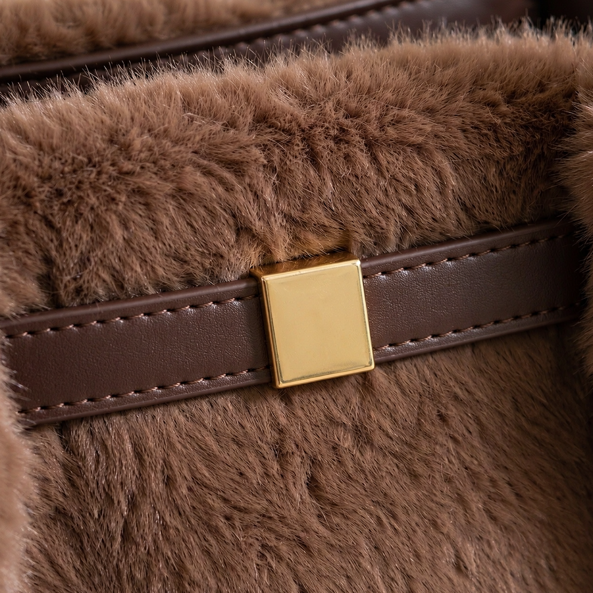 Sac Cabas en Fausse Fourrure Douce